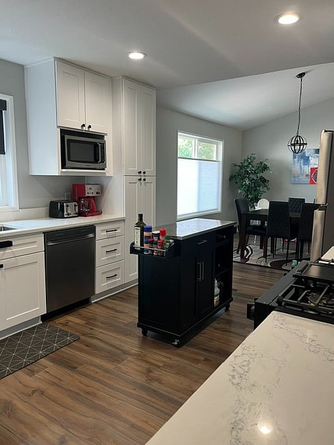 Furnished Finder property 1022458_1 photo 8