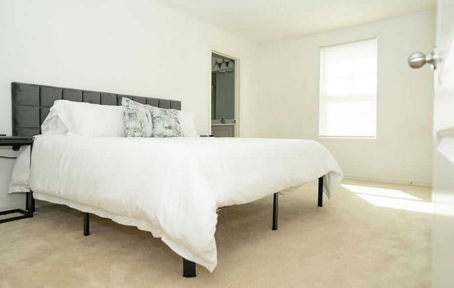 King Bedroom 1