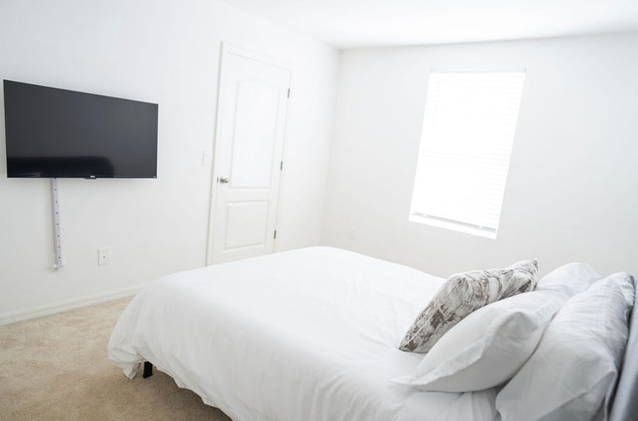 Queen Bedroom
