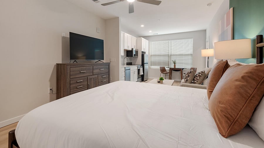Furnished Finder property 1022498_13 photo 10
