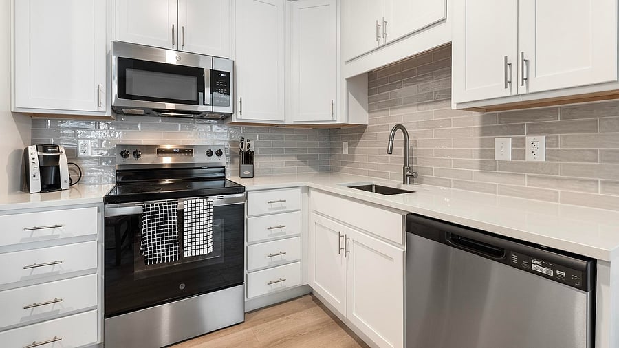 Furnished Finder property 1022498_14 photo 6