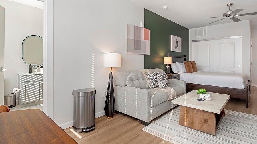 Furnished Finder property 1022498_15 photo 2
