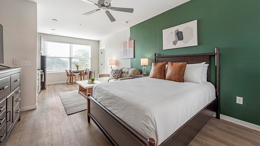Furnished Finder property 1022498_15 photo 9