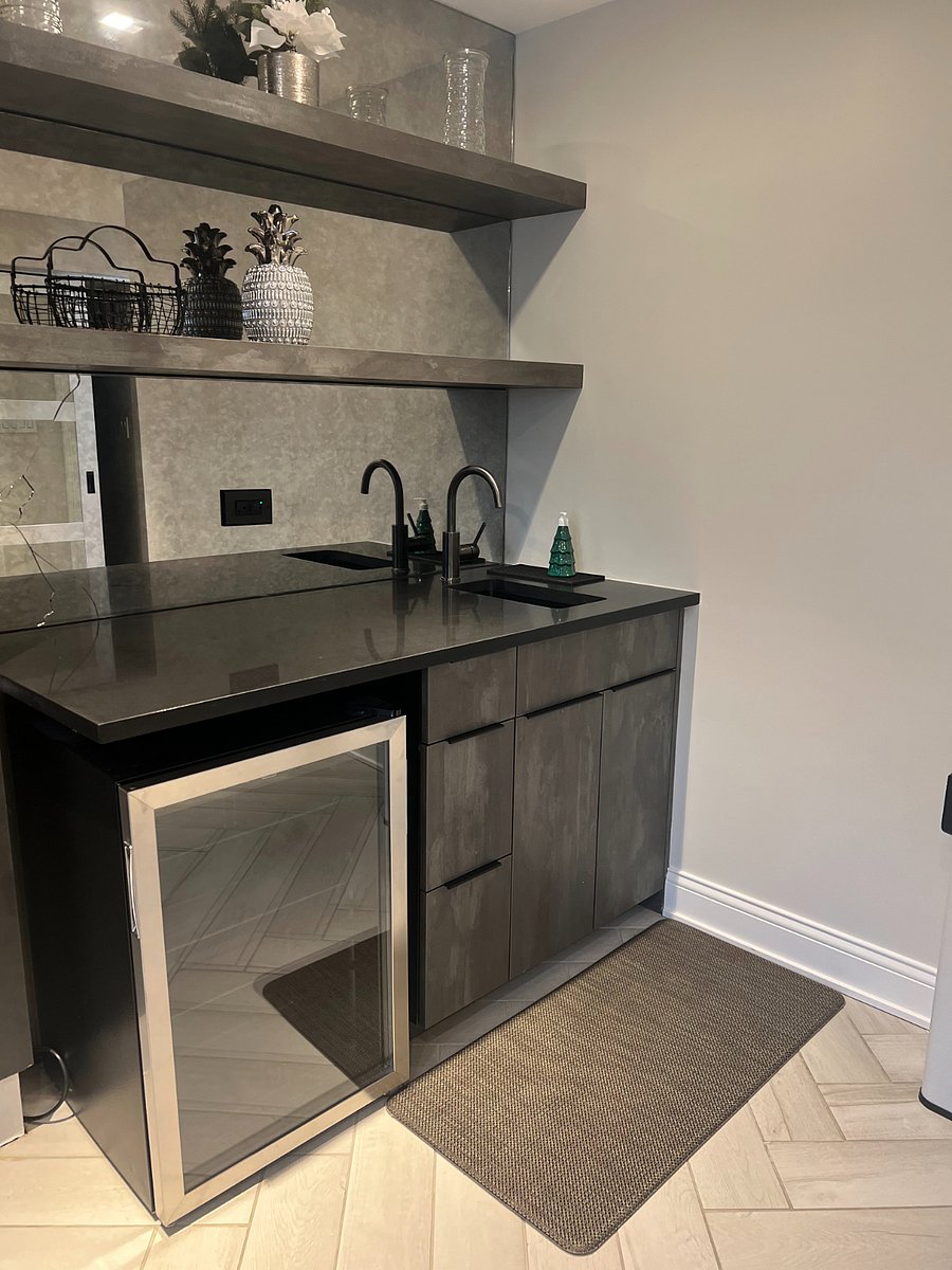 Furnished Finder property 1022501_1 photo 2