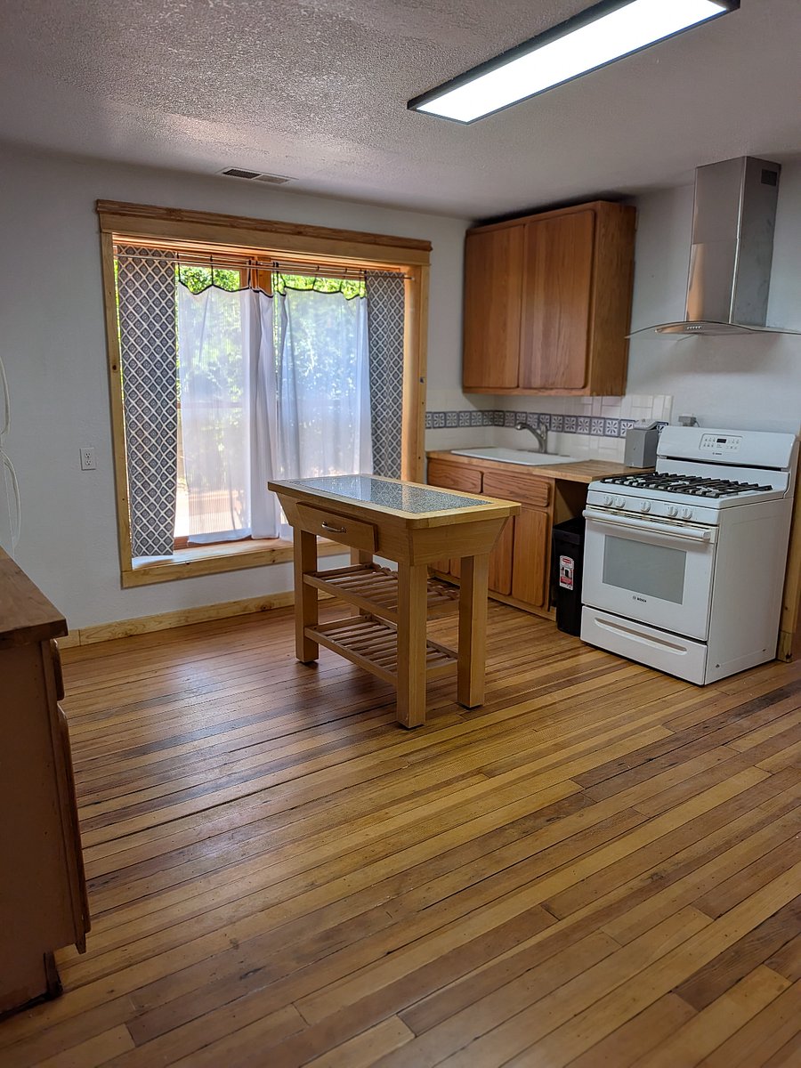 Furnished Finder property 1022517_1 photo 9