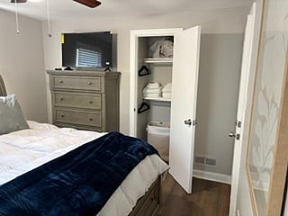 Room 2- Shared bathroom