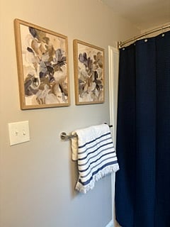 1st floor- Shared bathroom