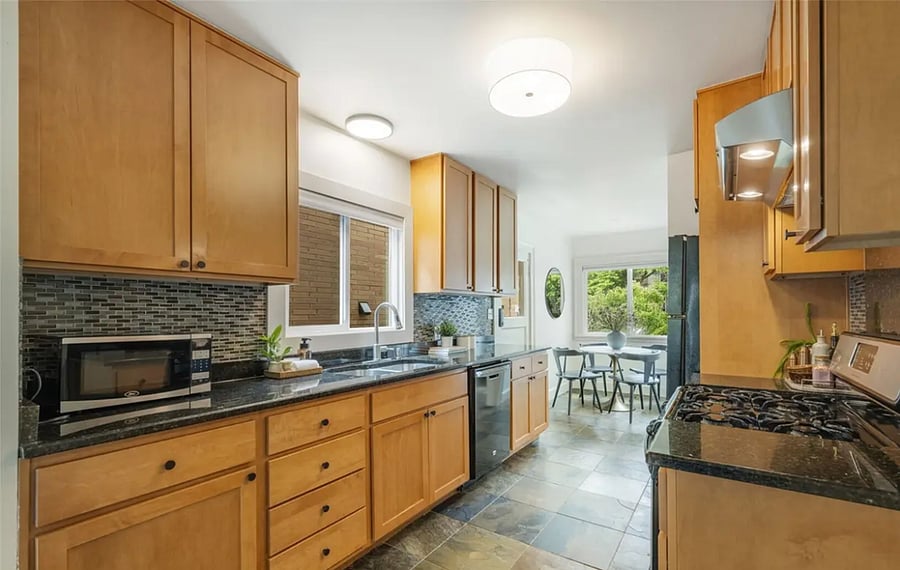 Furnished Finder property 1022539_1 photo 3