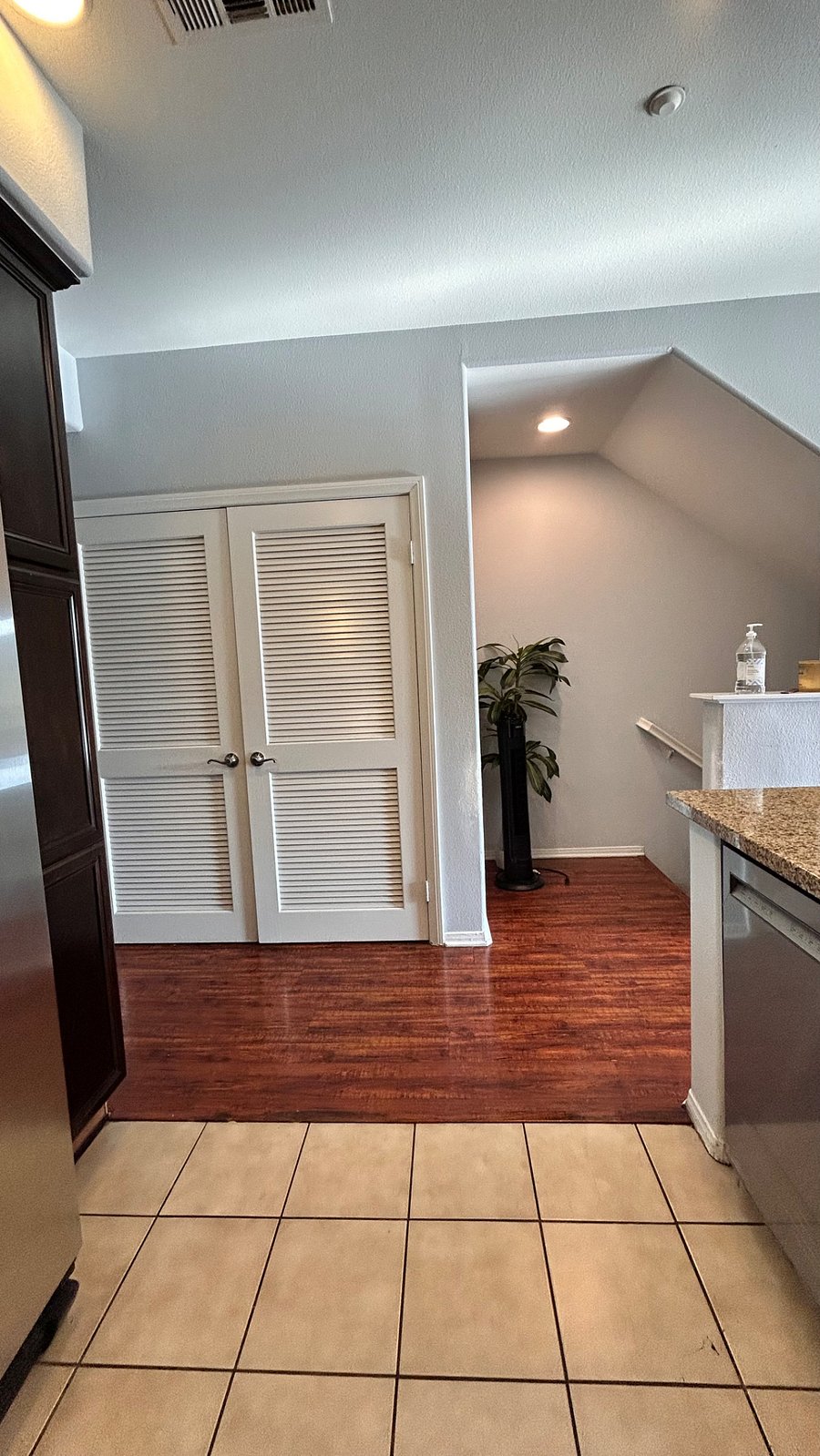 Furnished Finder property 1022543_1 photo 10