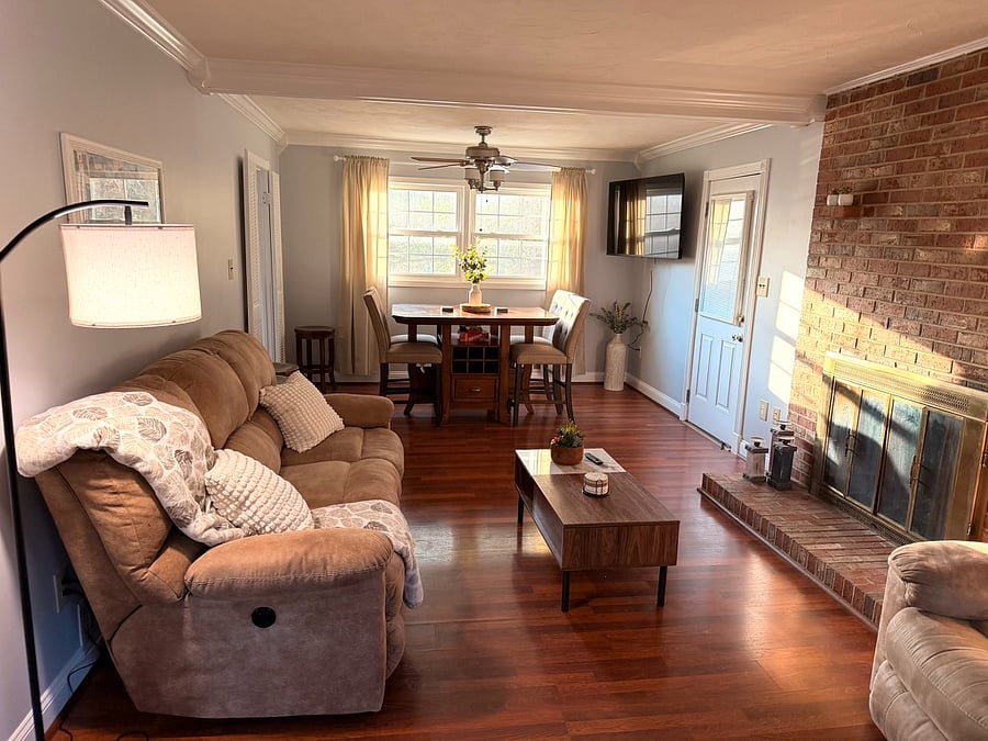 Shared Living/Dining Area