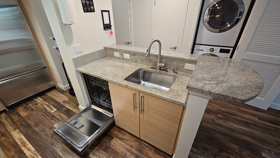 Furnished Finder property 1022547_1 photo 10
