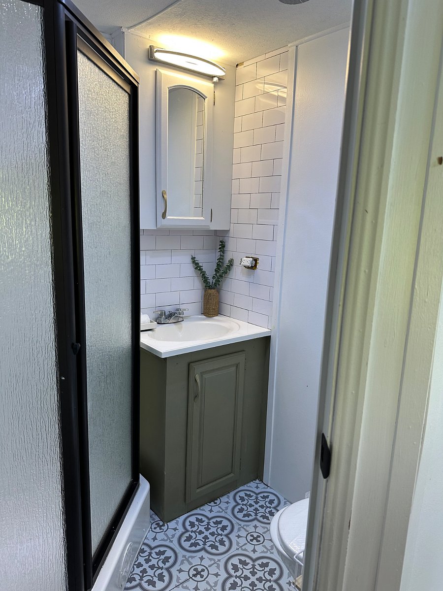Furnished Finder property 1022550_1 photo 12