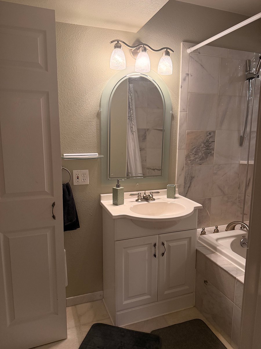 Furnished Finder property 1022582_1 photo 6