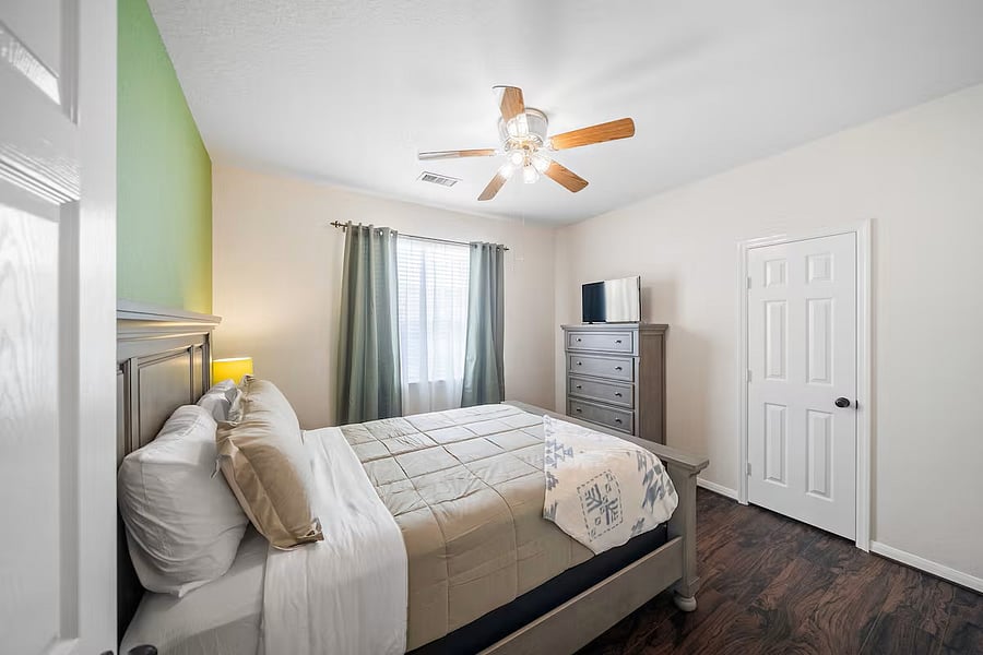 Furnished Finder property 1022596_1 photo 8