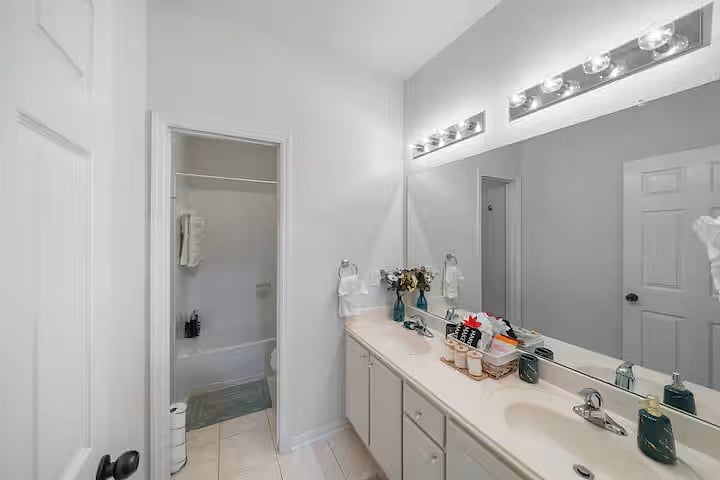 Furnished Finder property 1022596_1 photo 10
