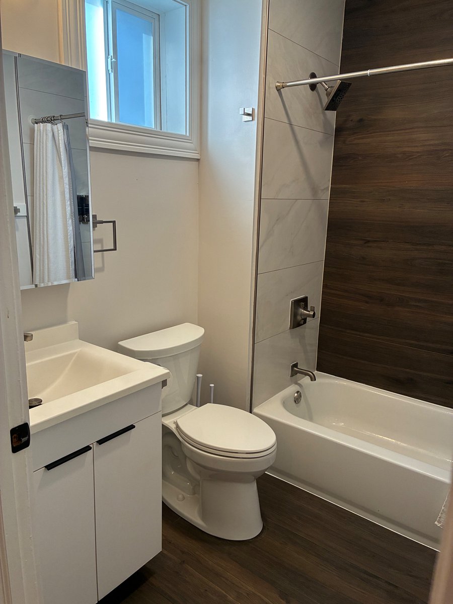 Full Bath