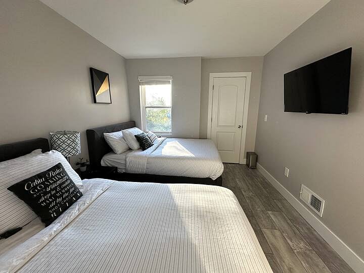 Furnished Finder property 1022675_1 photo 3