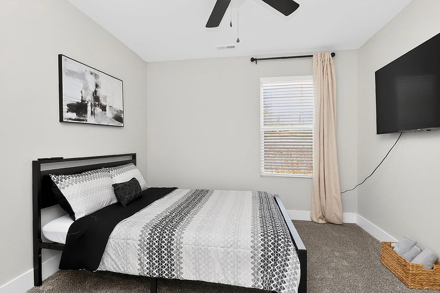 Furnished Finder property 1022683_1 photo 9