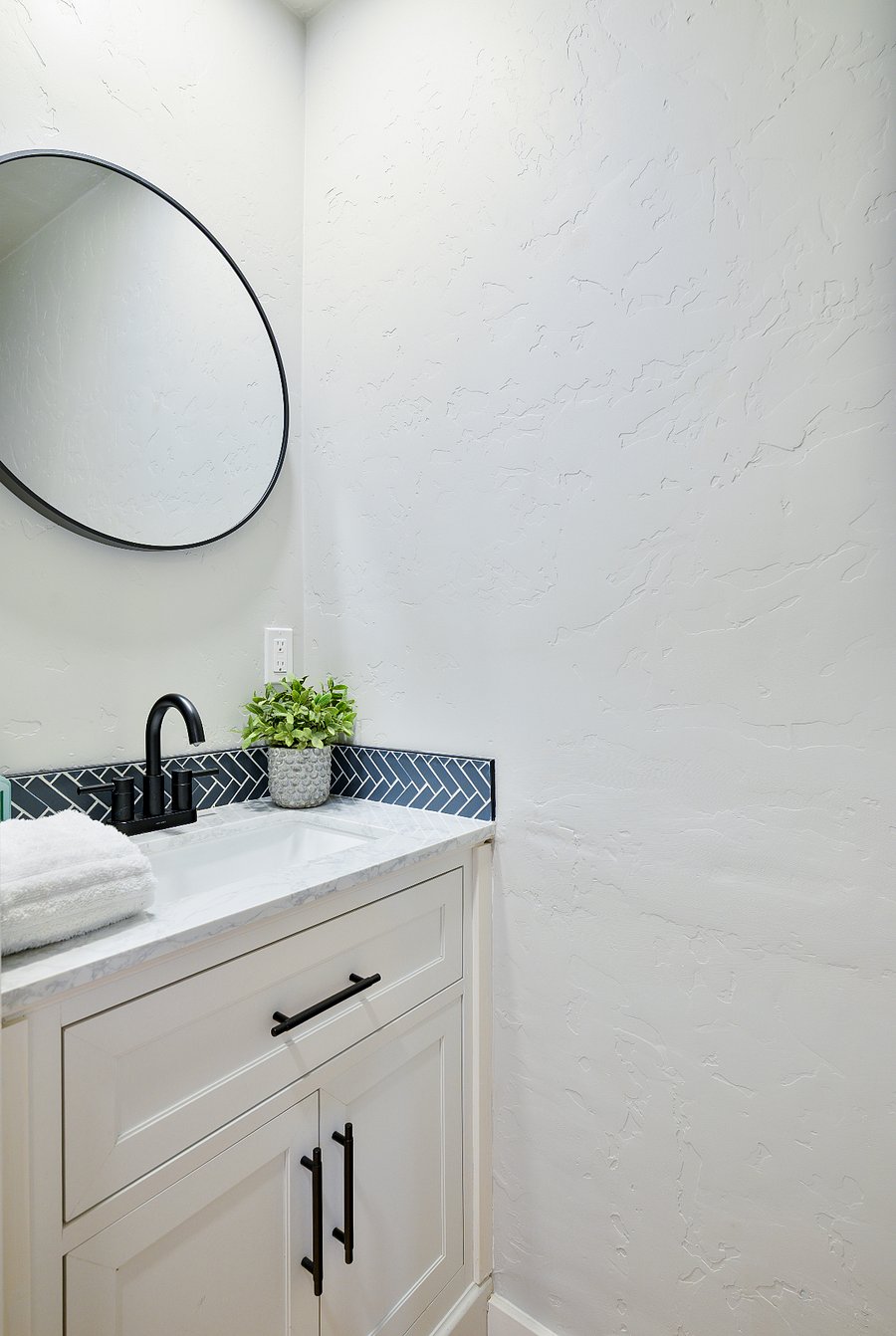 Furnished Finder property 1022703_1 photo 18