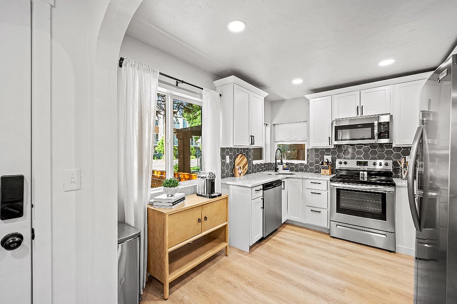 Furnished Finder property 1022703_1 photo 12