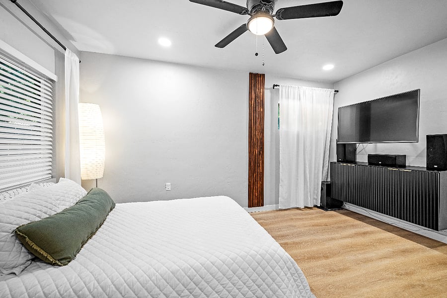 Furnished Finder property 1022703_1 photo 24
