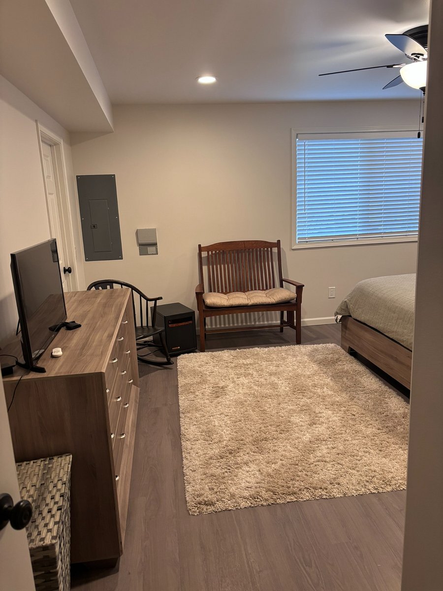 Furnished Finder property 1022748_1 photo 9