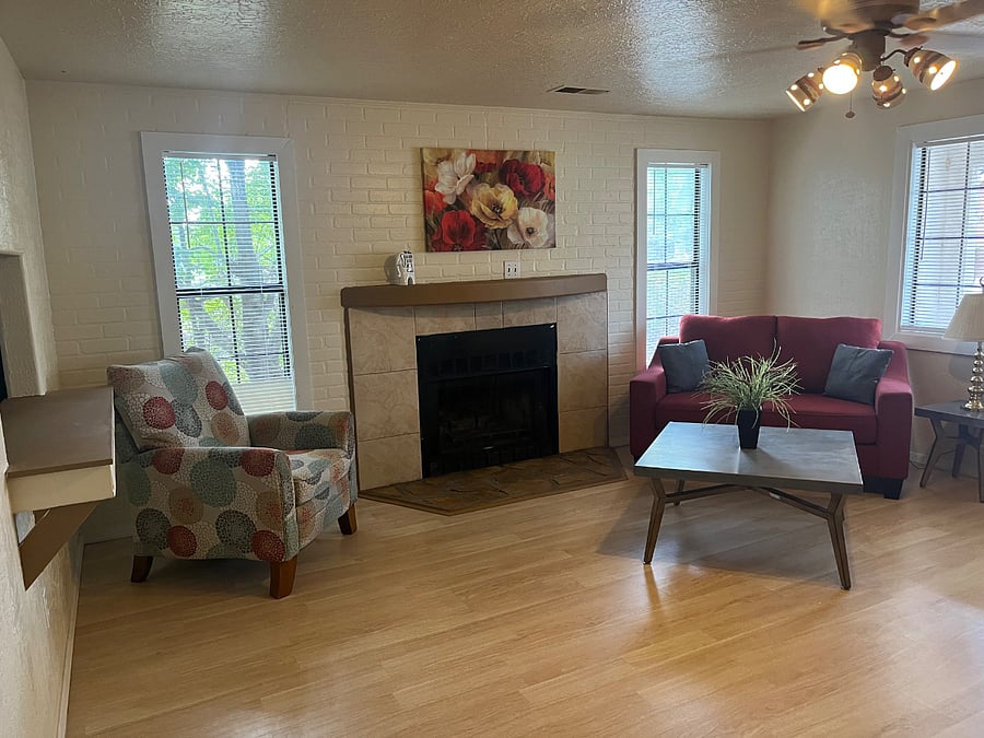 Furnished Finder property 1022752_1 photo 3