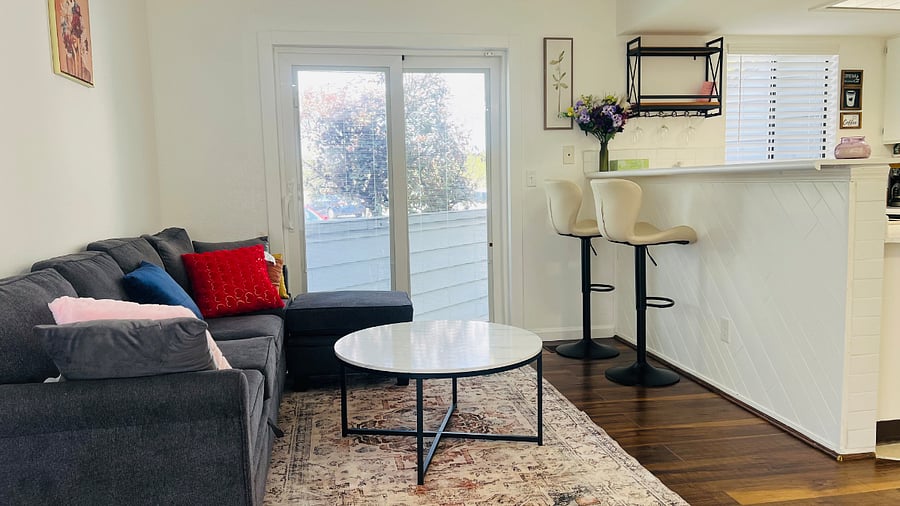 Furnished Finder property 1022760_1 photo 3