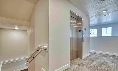 3rd-floor elevator/stairwell