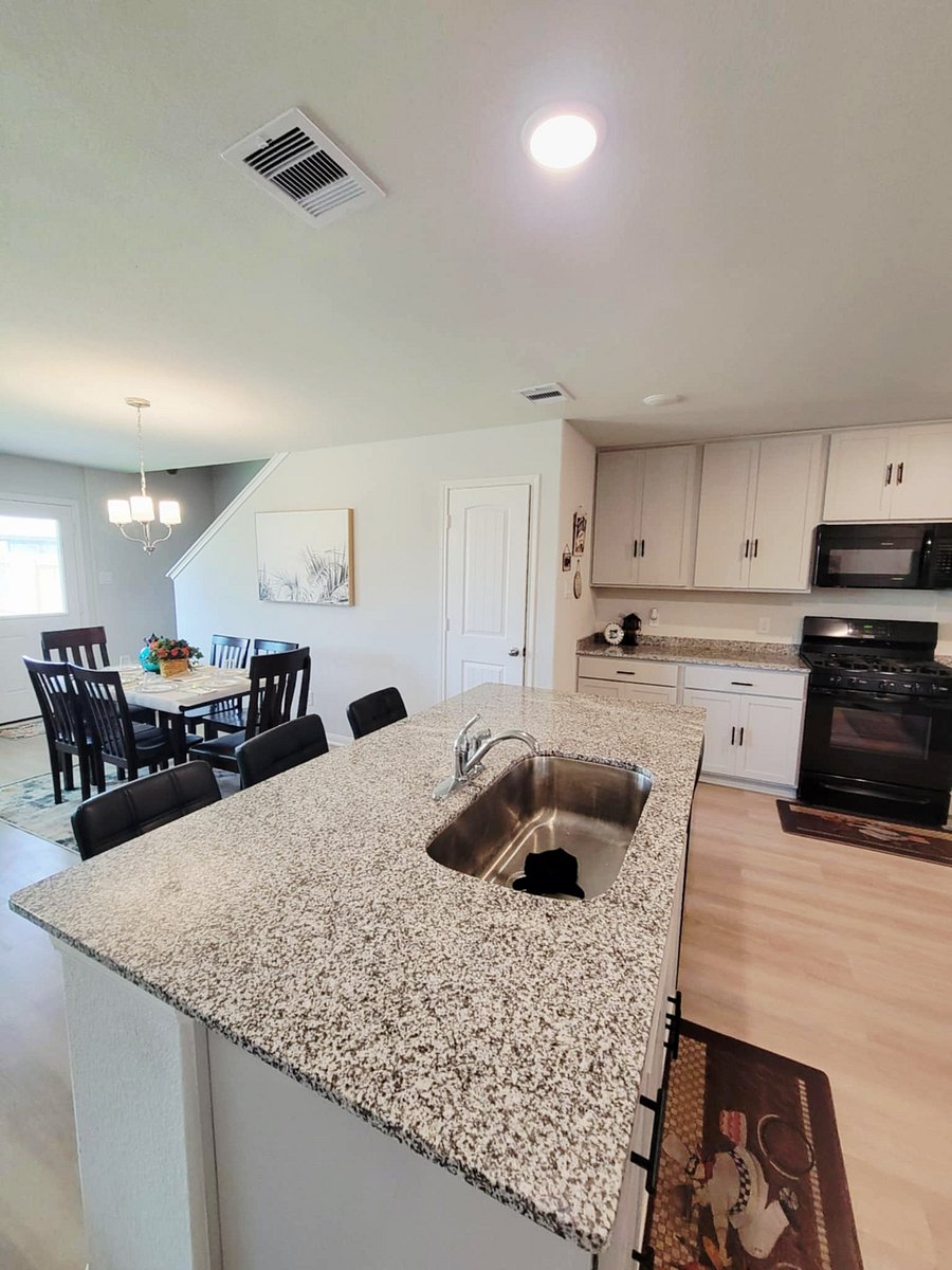 Furnished Finder property 1022764_1 photo 4