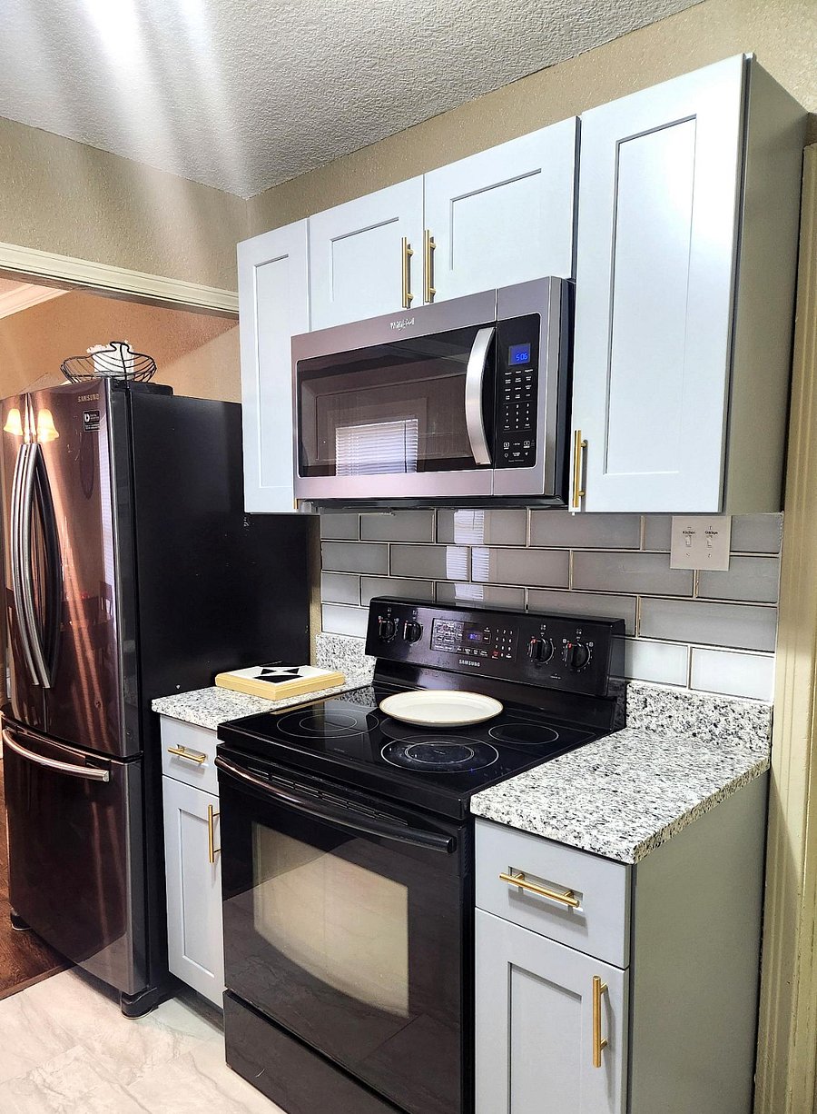 Furnished Finder property 1022770_1 photo 8