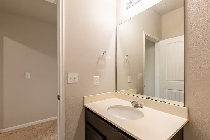 3rd full bath on second floor