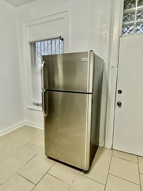 Furnished Finder property 1022774_1 photo 2