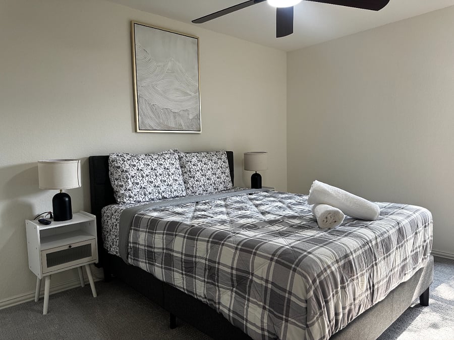 Furnished Finder property 1022779_1 photo 30