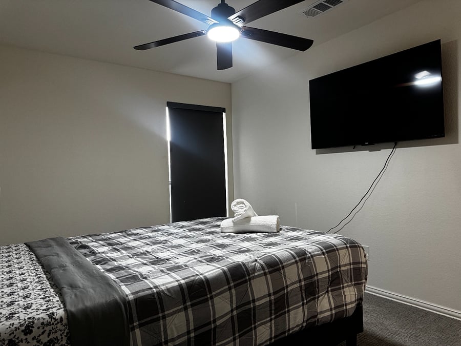 Furnished Finder property 1022779_1 photo 31