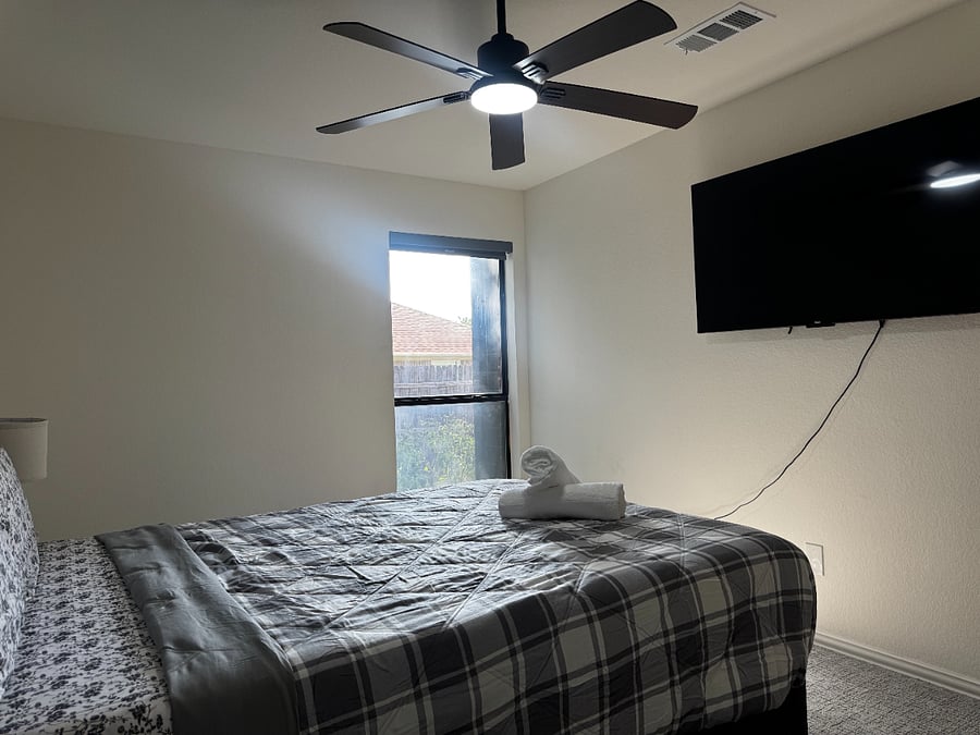 Furnished Finder property 1022779_1 photo 32