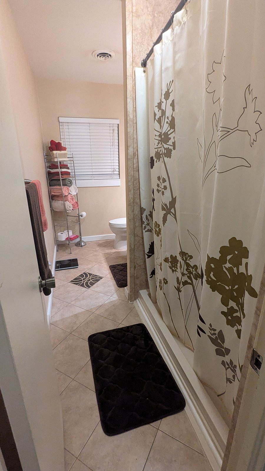 Furnished Finder property 1022792_1 photo 24