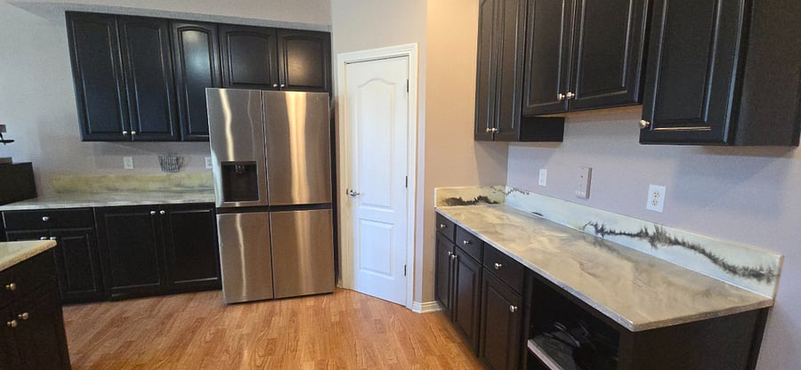 Kitchen (2 of 2)