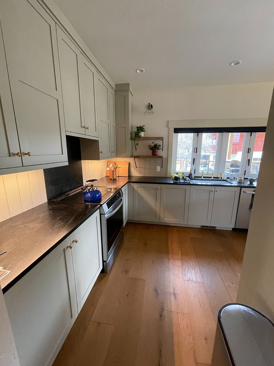 Furnished Finder property 1022844_1 photo 15