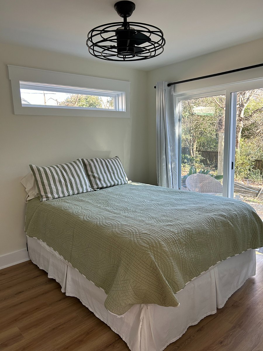 Furnished Finder property 1022845_1 photo 3