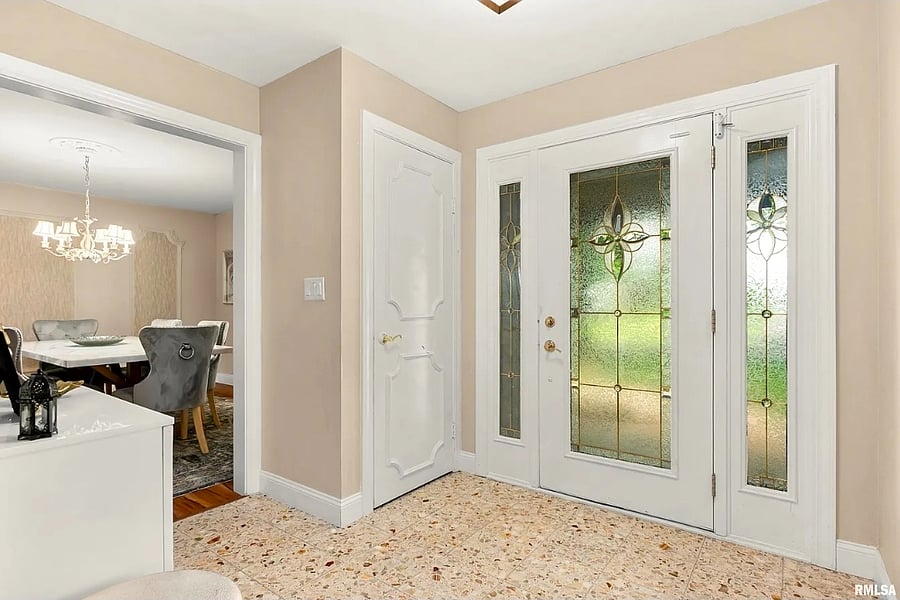 Furnished Finder property 1022851_1 photo 4