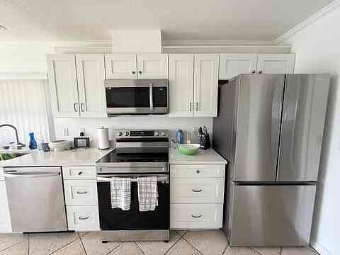 Furnished Finder property 1022854_1 photo 21