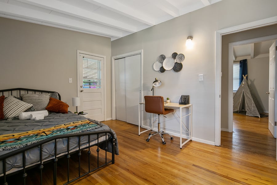 Furnished Finder property 1022859_1 photo 16