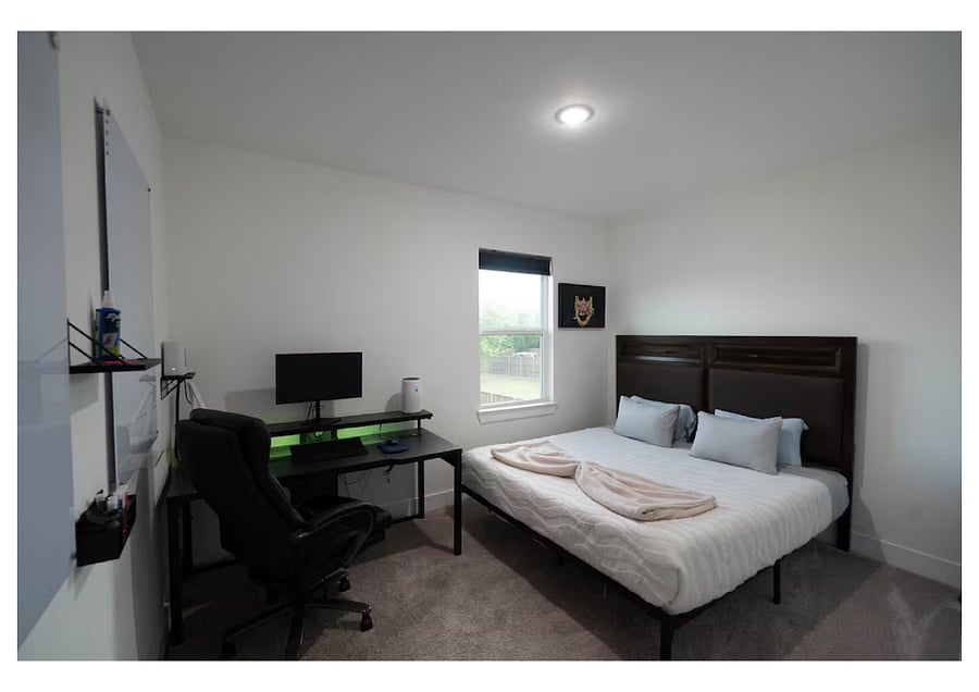 Furnished Finder property 1022877_1 photo 32