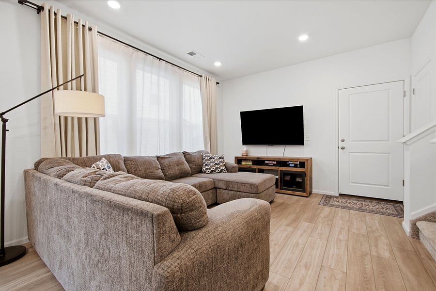 Furnished Finder property 1022880_1 photo 8
