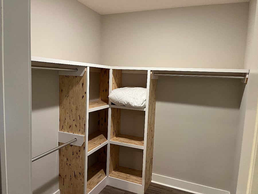 Walk-in closet