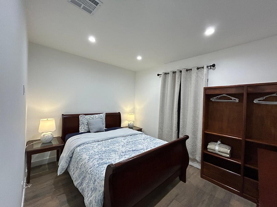 Furnished Finder property 1022930_1 photo 14