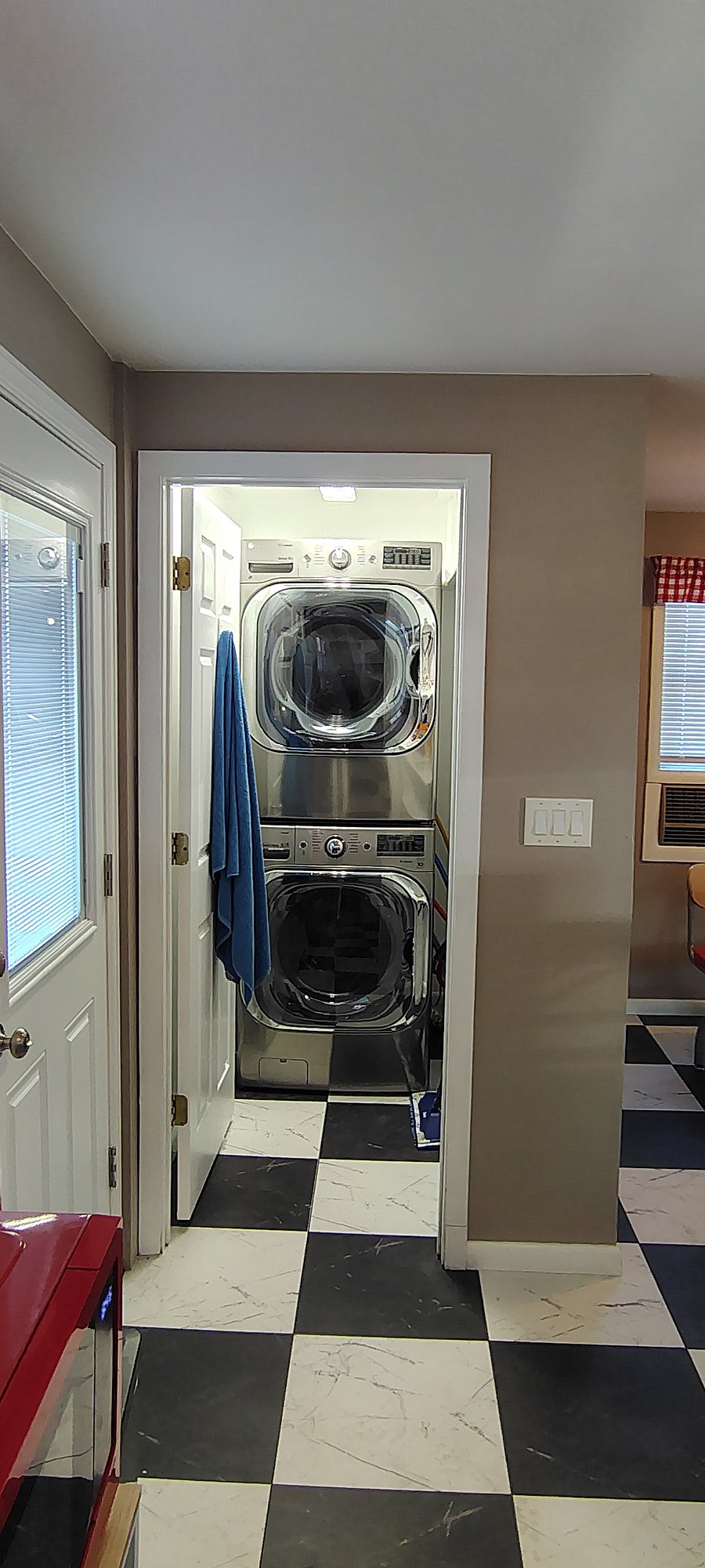 Furnished Finder property 1022960_1 photo 11