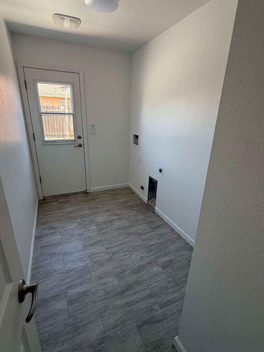 Furnished Finder property 1022961_1 photo 9