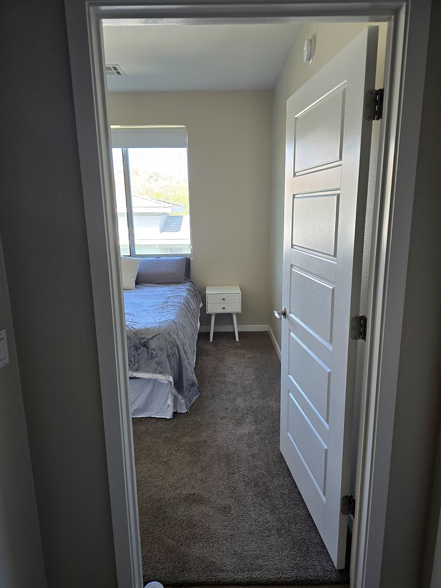 Furnished Finder property 1023014_1 photo 2